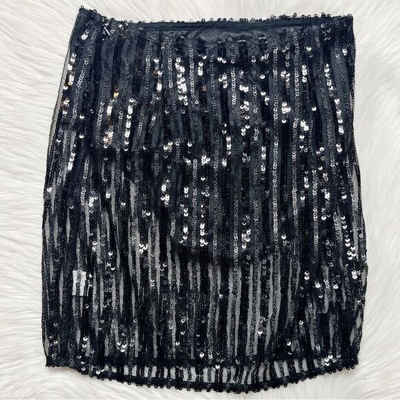Hidden Sequin Mini Skirt Black Size 6 - Picture 2 of 5